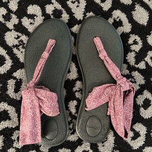 Sanuk Sling Sandals size 9